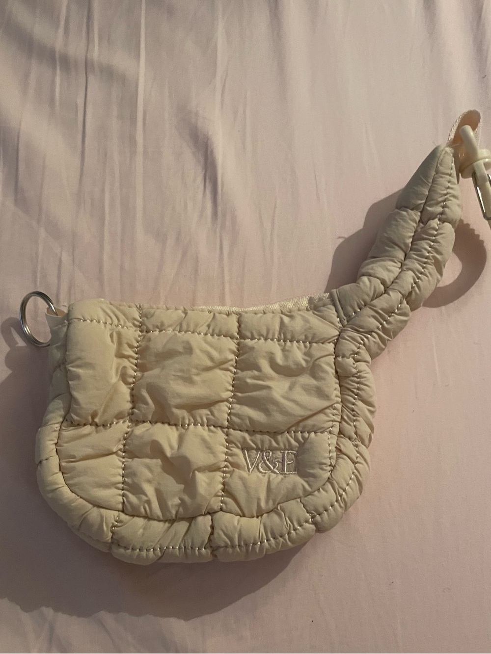 Quilted Cream Wristlet Bag - Lightweight Women’s Crossbody Pouch